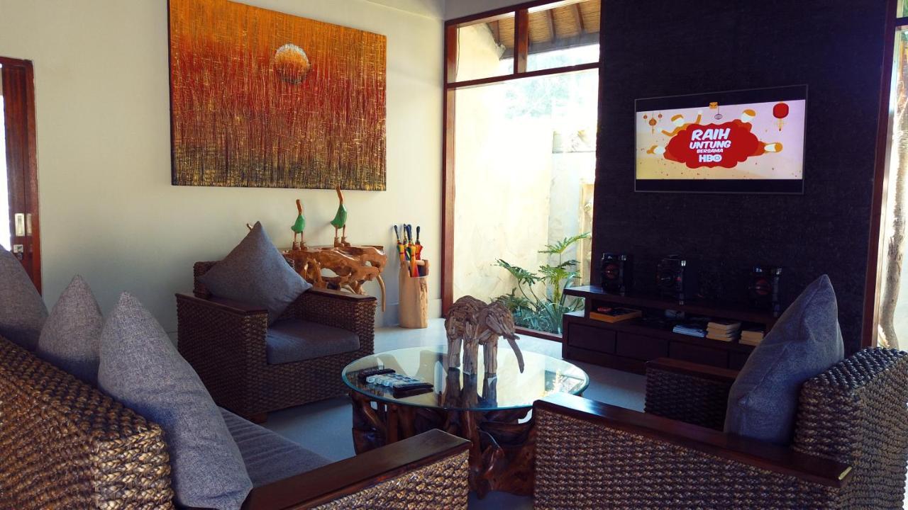 Gili Palms Villas กีลีตราวางัน ภายนอก รูปภาพ